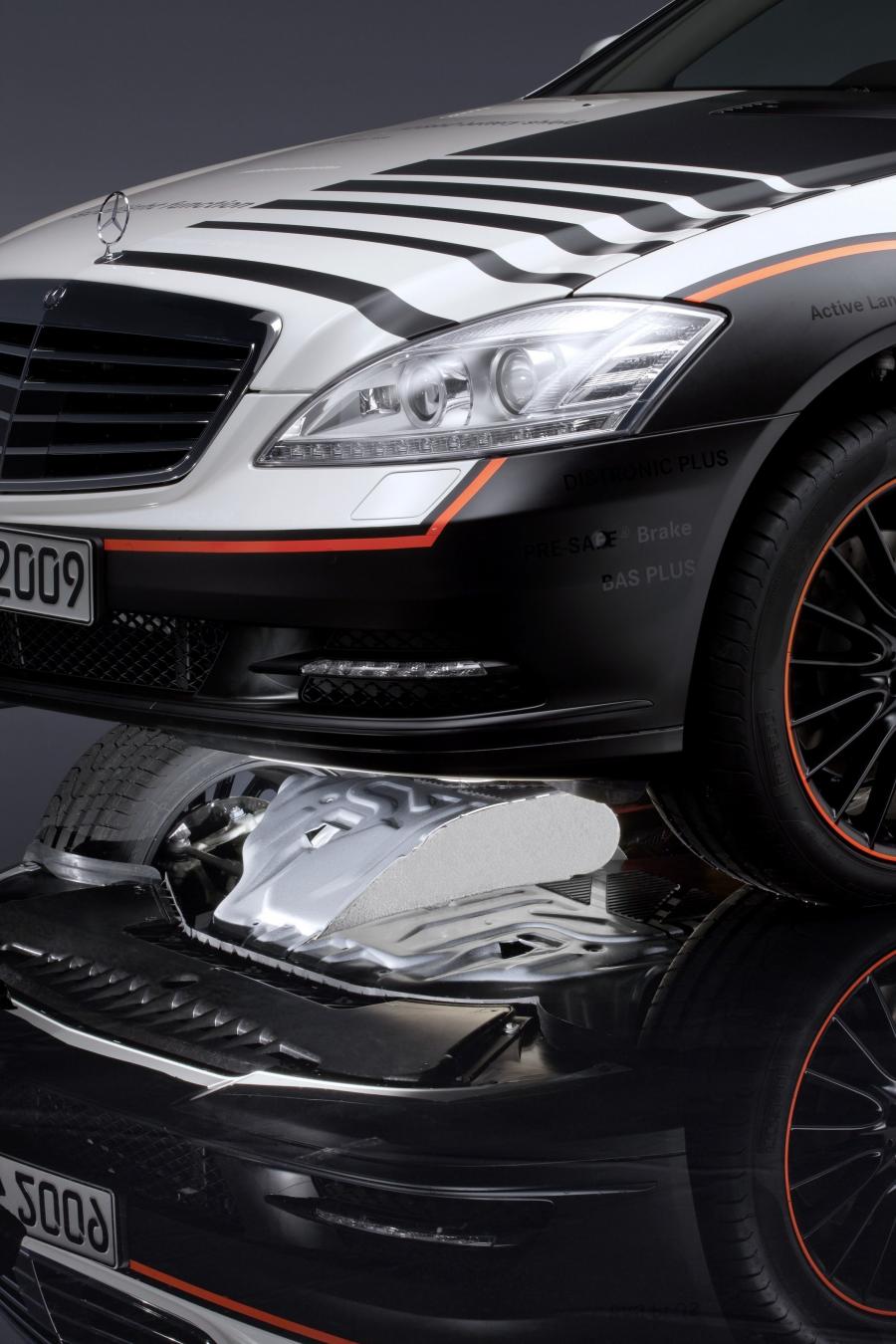  Mercedes-Benz ESF 2009 года  (фото 13 из 33)